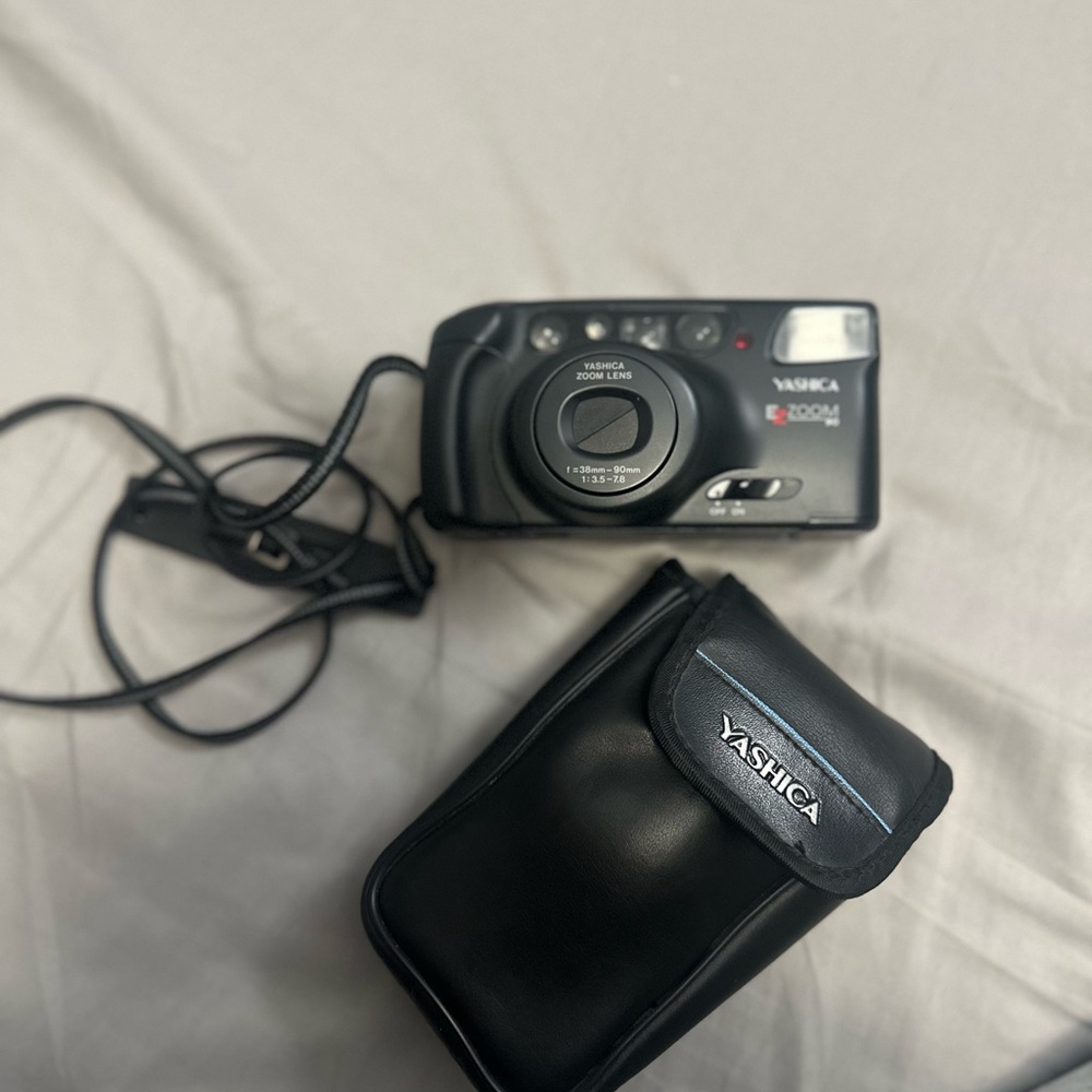 Yashica Black Zoom Camera with Carrying Pouch